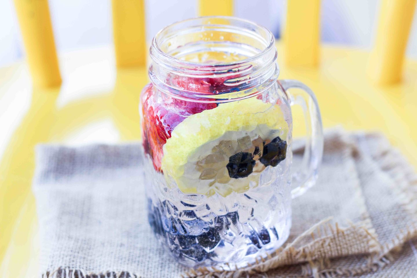 Acqua aromatizzata alla frutta