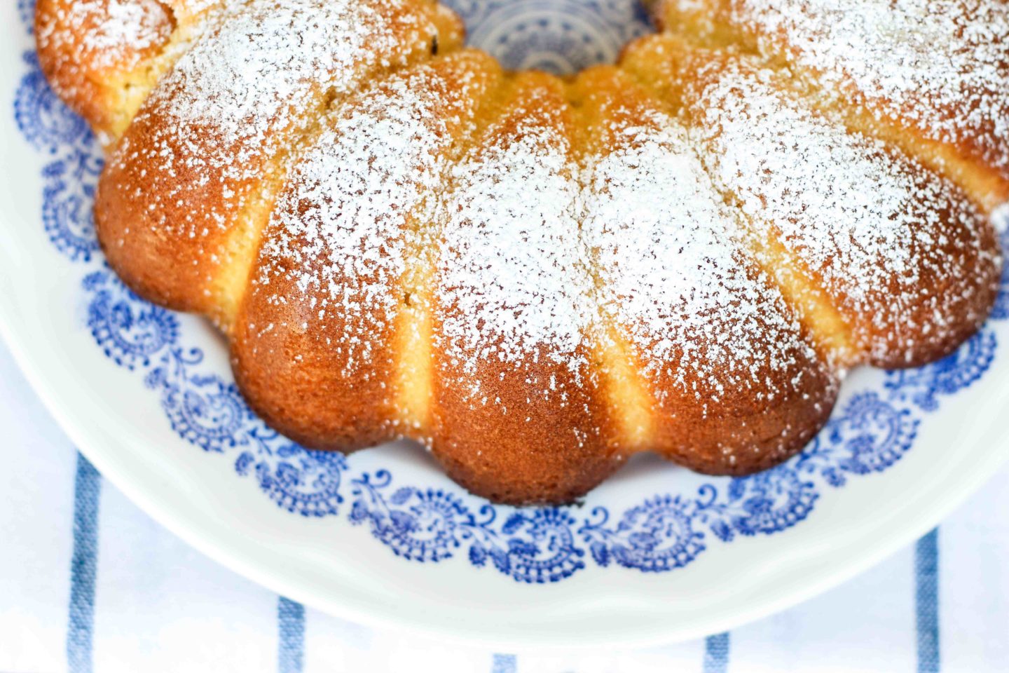 Torta al latte caldo