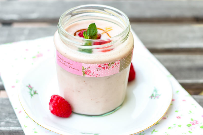 smoothie ai lamponi con fiocchi d'avena