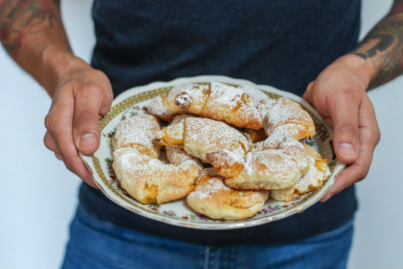 Cornetti Di Frolla Allo Yogurt E Marmellata Zucchero Sale